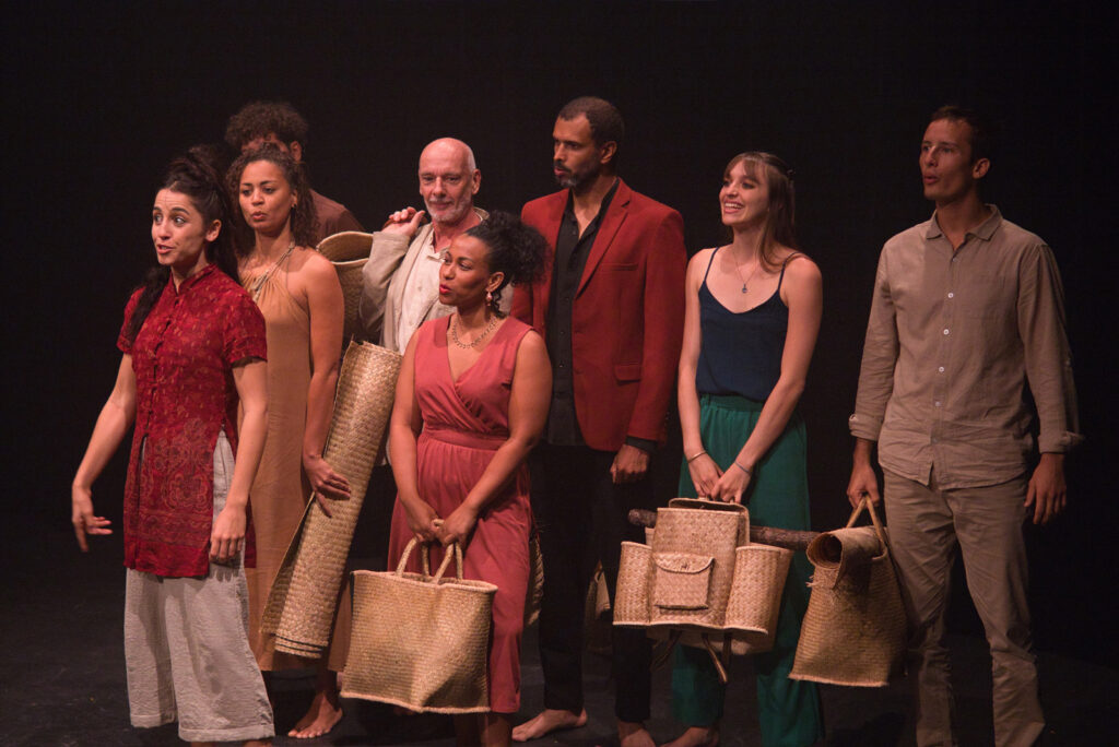 "Un songe" le spectacle de Lakadémi Komidi, formation de théâtre à La Réunion, présenté au théâtre des Gémeaux du festival d'Avignon Off 2025
