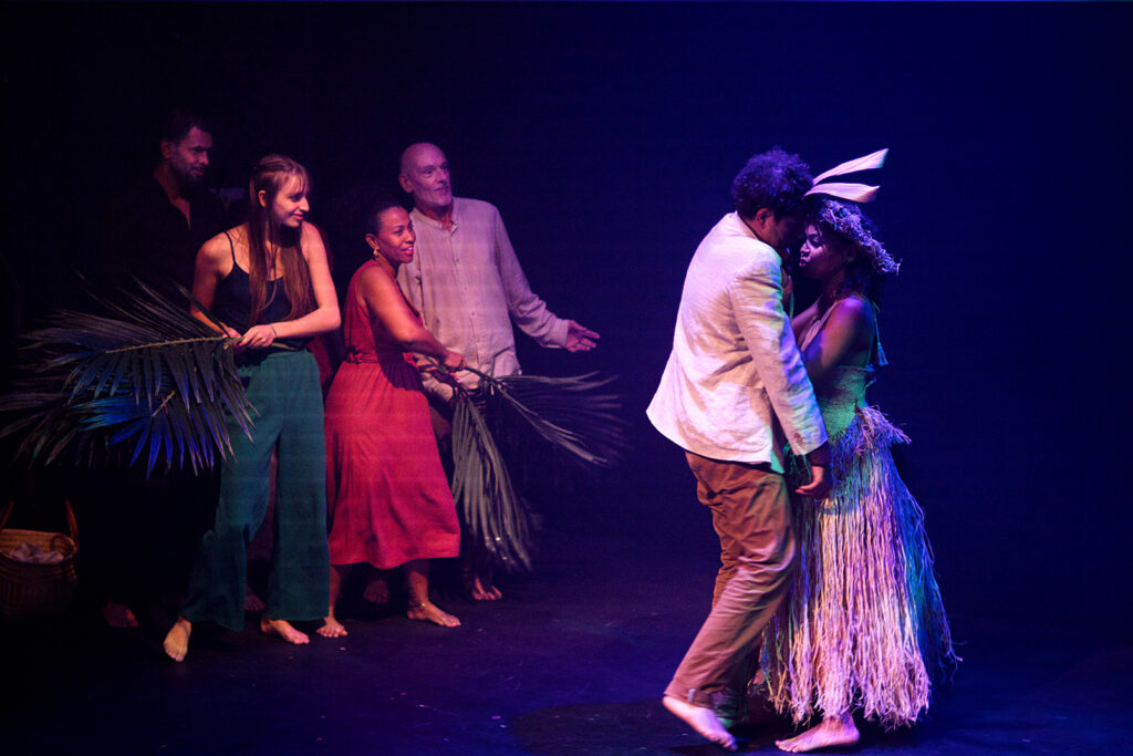 "Un songe" le spectacle de Lakadémi Komidi, formation de théâtre à La Réunion, présenté au théâtre des Gémeaux du festival d'Avignon Off 2025