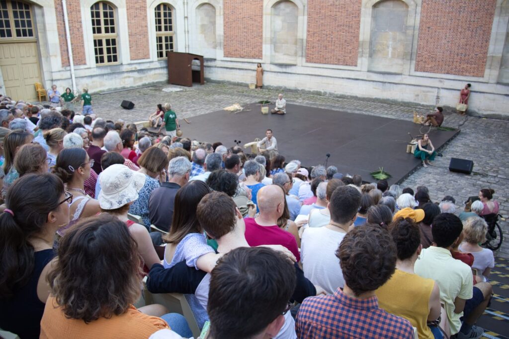 "Un songe" la création de Lakadémi Komidi présentée au Mois Molière de Versailles