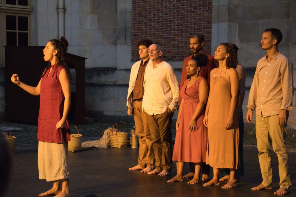 "Un songe" la création de Lakadémi Komidi présentée au Mois Molière de Versailles