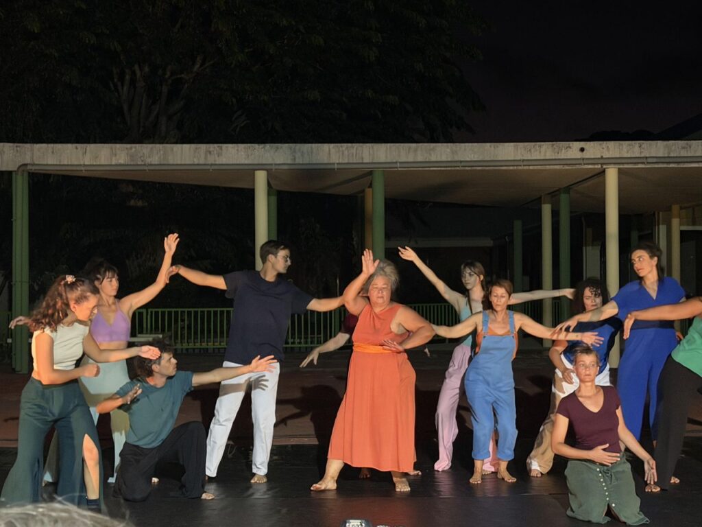 Session 4 "Théâtre physique" de Lakadémi Komidi 2026 animée par Eléna Michielin