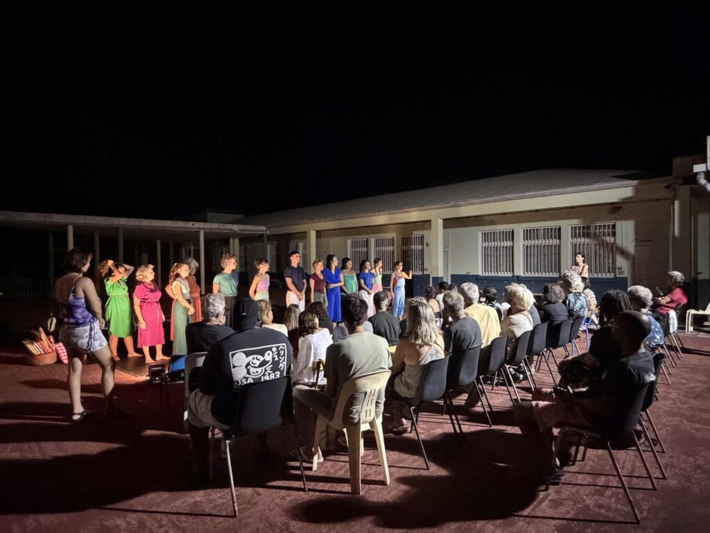 Session 4 "Théâtre physique" de Lakadémi Komidi 2026 animée par Eléna Michielin