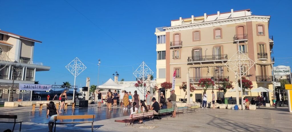 Festival Salinstrada, stage Erasmus de Lakadémi Komidi à San Margherita di Savoia (Italie)